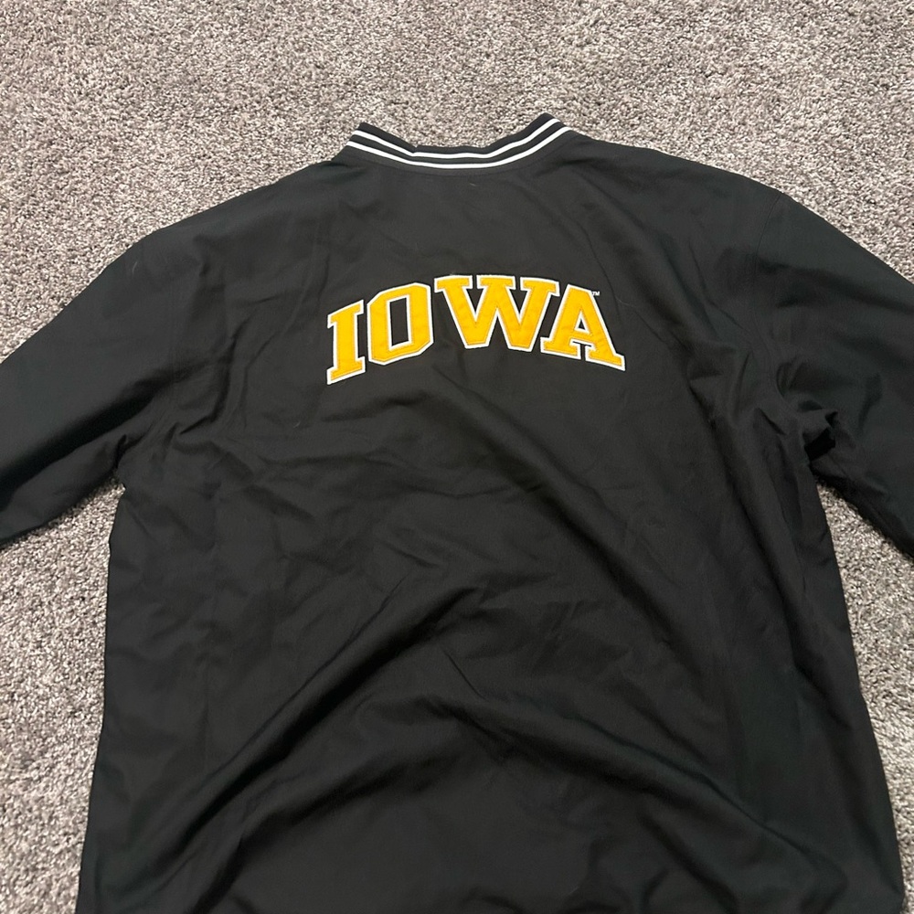 Champion Iowa Hawkeye pull over ~ extra large | worn once or twice